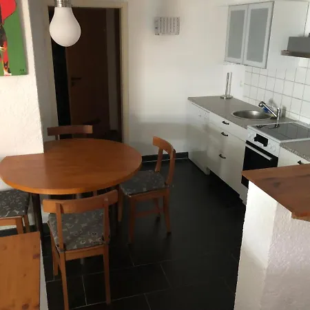 Ferien-handwerkerwohnung In Ruhiger Lage 2 Apartment